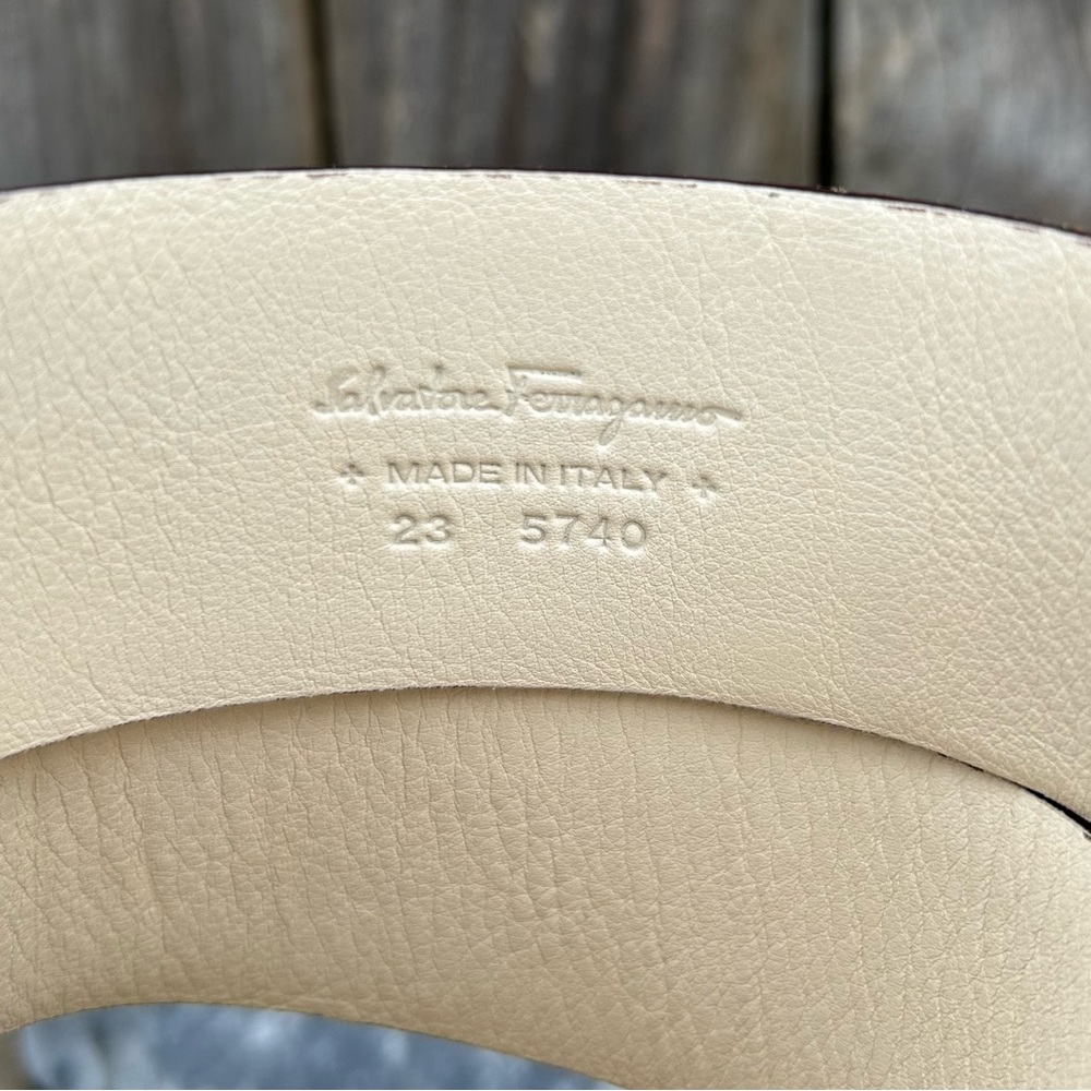 Salvatore Ferragamo Single Gancio Suede Belt Tan Brown 85 - Picture 4 of 16